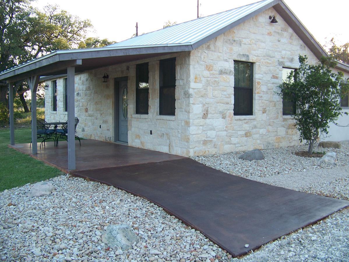 Breezy Hills Cottages - Moonlight Cottage Fredericksburg Kültér fotó